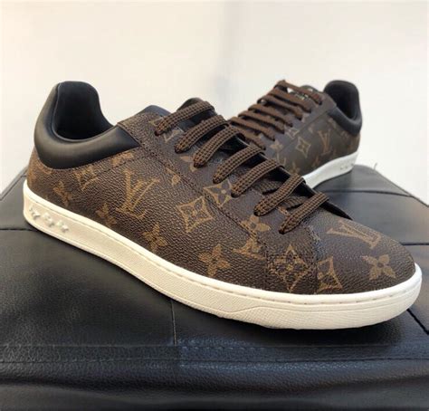 louis vuitton trainers womens brown|Meer.